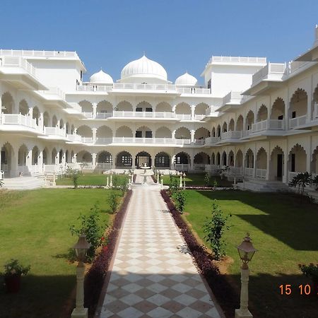 Treehouse Anuraga Palace ساواي مادهوبور المظهر الخارجي الصورة