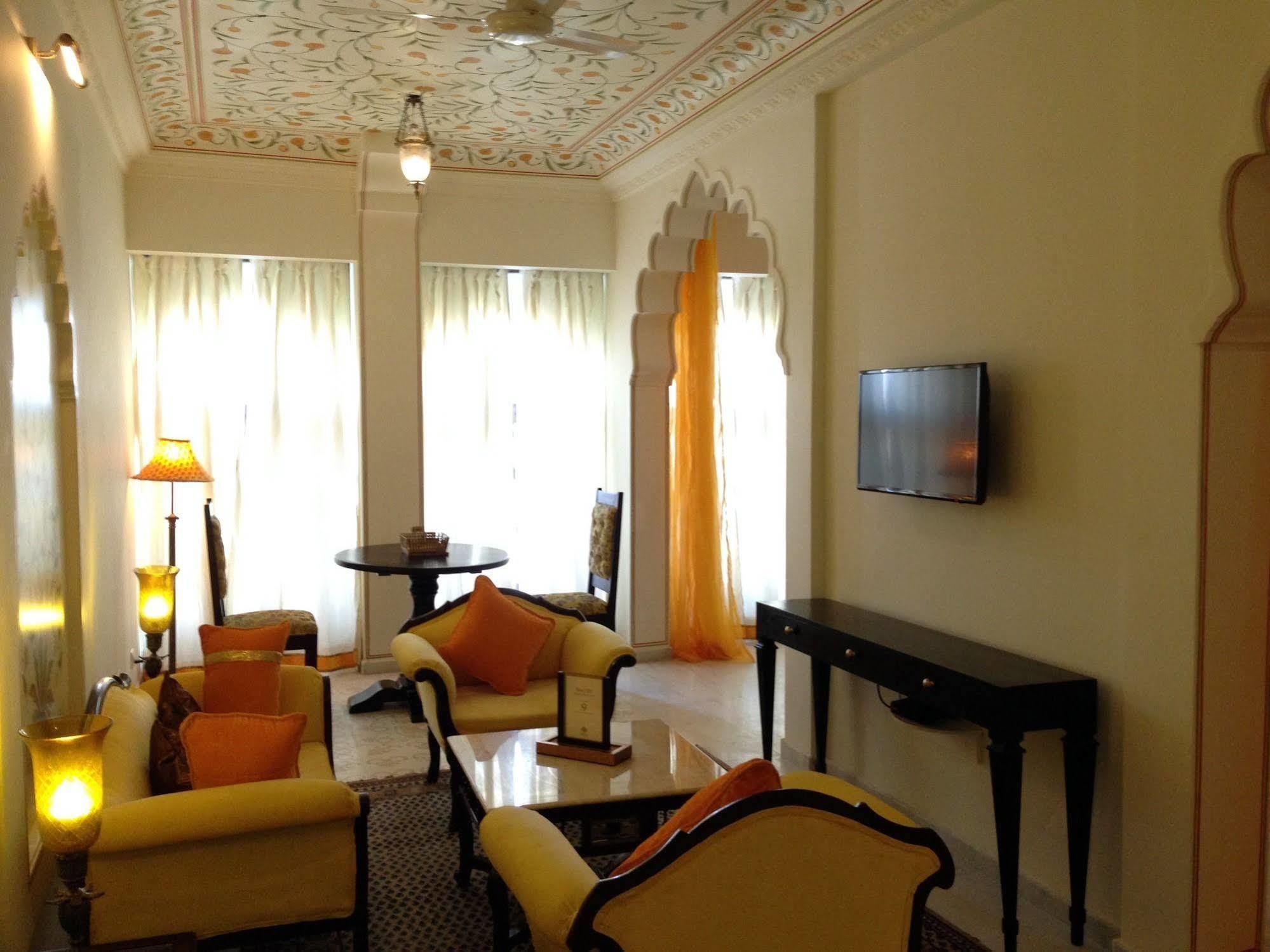 Treehouse Anuraga Palace ساواي مادهوبور المظهر الخارجي الصورة